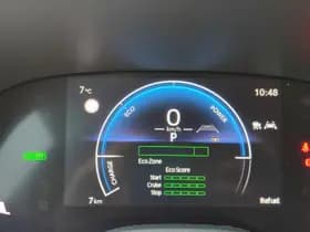 Toyota Yaris thumbnail 18