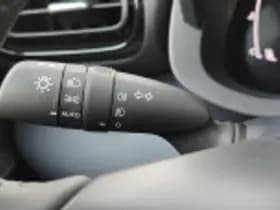 Toyota Yaris thumbnail 56