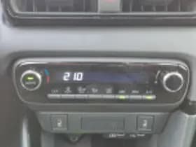 Toyota Yaris thumbnail 63
