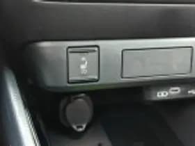 Toyota Yaris thumbnail 64