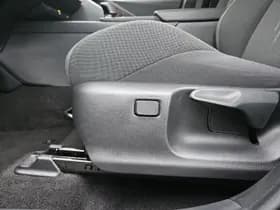 Toyota C hr thumbnail 16