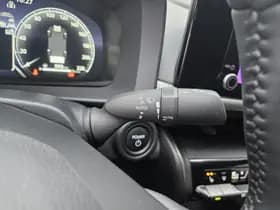 Toyota C hr thumbnail 23