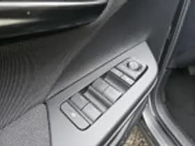 Toyota C hr thumbnail 48