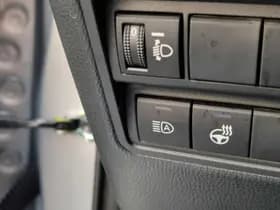 Toyota Yaris thumbnail 17