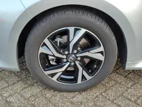 Toyota Yaris thumbnail 36