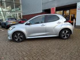 Toyota Yaris thumbnail 5