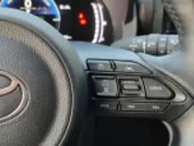 Toyota Yaris thumbnail 54