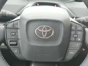 Toyota bZ4X thumbnail 16