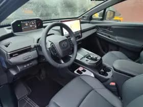 Toyota bZ4X thumbnail 10
