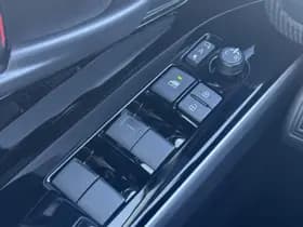 Toyota bZ4X thumbnail 17