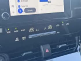Toyota bZ4X thumbnail 49