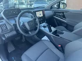 Toyota bZ4X thumbnail 8