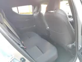 Toyota C hr thumbnail 35