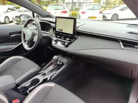 Toyota Corolla thumbnail 8