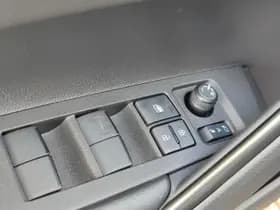 Toyota Corolla thumbnail 22