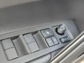 Toyota Corolla thumbnail 60