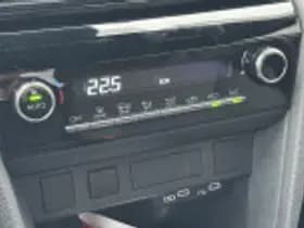 Toyota Yaris Cross thumbnail 48