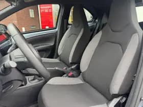 Toyota Aygo X thumbnail 13