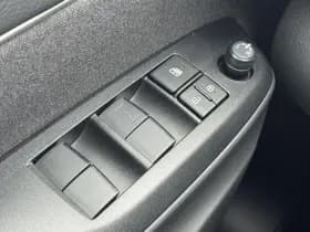 Toyota Yaris Cross thumbnail 18