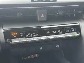 Toyota C hr thumbnail 26