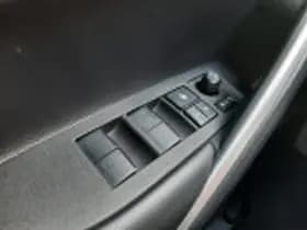 Toyota Corolla thumbnail 52