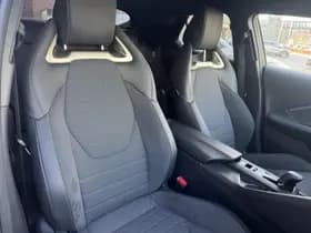 Toyota C hr thumbnail 19