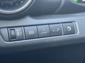Toyota C hr thumbnail 23