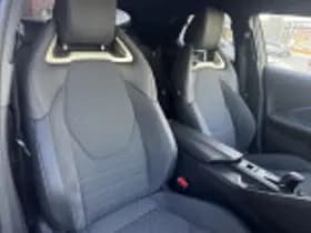 Toyota C hr thumbnail 46
