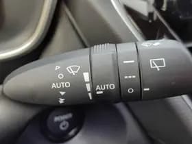 Toyota Corolla thumbnail 31