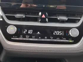 Toyota Corolla thumbnail 34