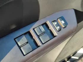 Toyota RAV4 thumbnail 16