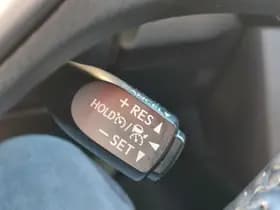 Toyota RAV4 thumbnail 24