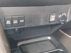 Toyota RAV4 thumbnail 31