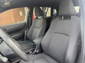 Toyota Corolla thumbnail 13