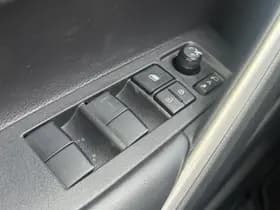 Toyota Corolla thumbnail 17