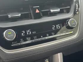 Toyota Corolla thumbnail 25