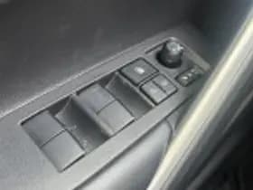 Toyota Corolla thumbnail 42