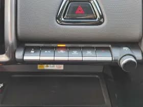 Toyota Urban cruiser thumbnail 32
