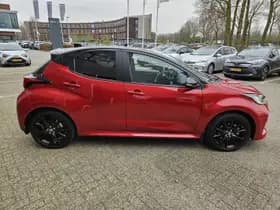 Toyota Yaris thumbnail 11