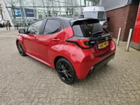 Toyota Yaris thumbnail 3