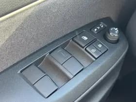 Toyota Yaris thumbnail 21