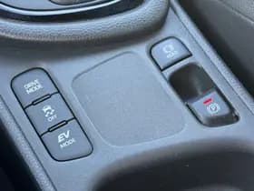 Toyota Yaris thumbnail 29