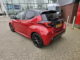 Toyota Yaris thumbnail 9