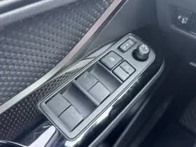 Toyota C hr thumbnail 17