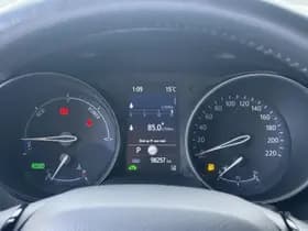 Toyota C hr thumbnail 20