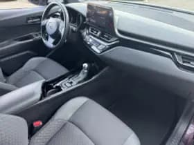 Toyota C hr thumbnail 4