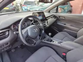 Toyota C hr thumbnail 4