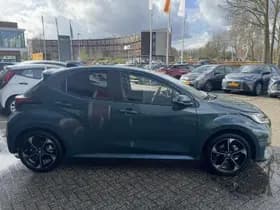 Toyota Yaris thumbnail 12