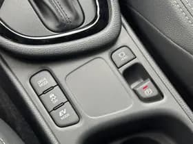 Toyota Yaris thumbnail 28