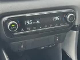 Toyota Yaris thumbnail 52